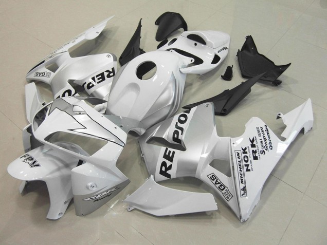 2005-2006 Repsol Blanc Argent Honda CBR600RR Carénage Moto 2005-2006 Repsol Blanc Argent Honda CBR600RR Carénage Moto