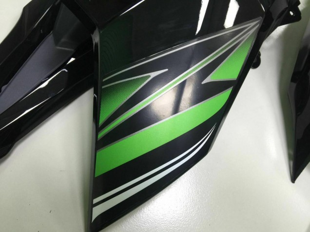 2013-2016 Vert Noir Kawasaki Z800 Carénage Moto 2013-2016 Vert Noir Kawasaki Z800 Carénage Moto
