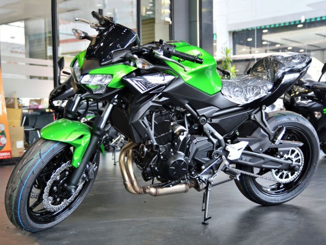 Carénages Moto Kawasaki Ninja Z650 2020-2023 - Vert Noir
