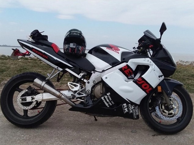 Carénages Moto Honda CBR600 F4i 2004-2007 - Blanc Noir Brillant Rouge Repsol