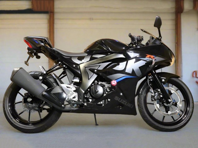Carénages Moto Suzuki GSXR125 2017-2025 - Noir Argent Bleu