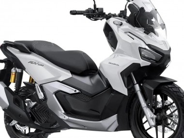 Carénages Moto Honda ADV160 2022-2024 - Blanc Noir